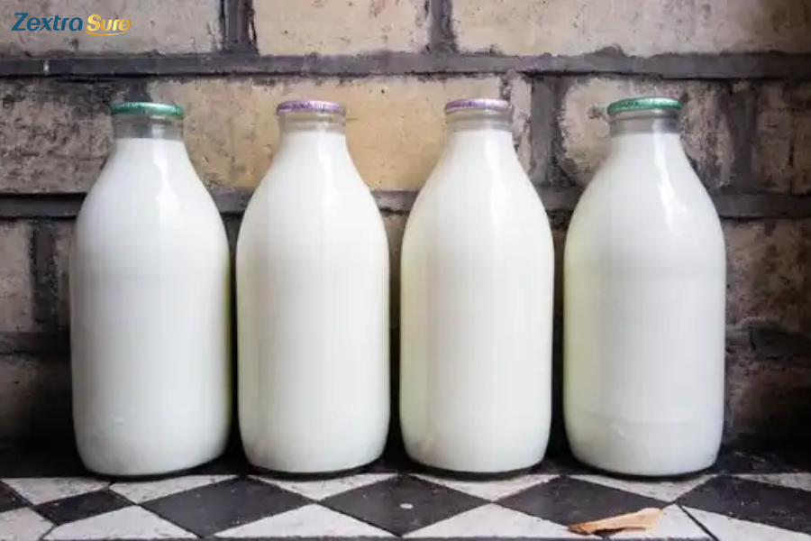 What is homogenized milk? Homogenized milk has a smooth and consistent texture